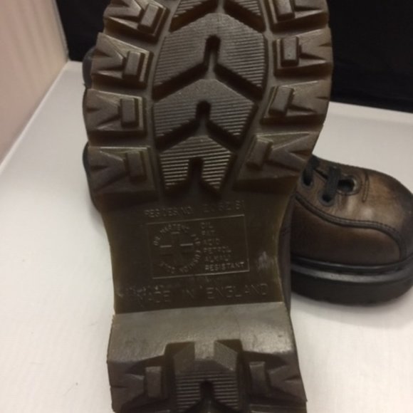 Dr. Martens Hiker Boot Women's Size 7 1/2 -8 - Picture 4 of 6